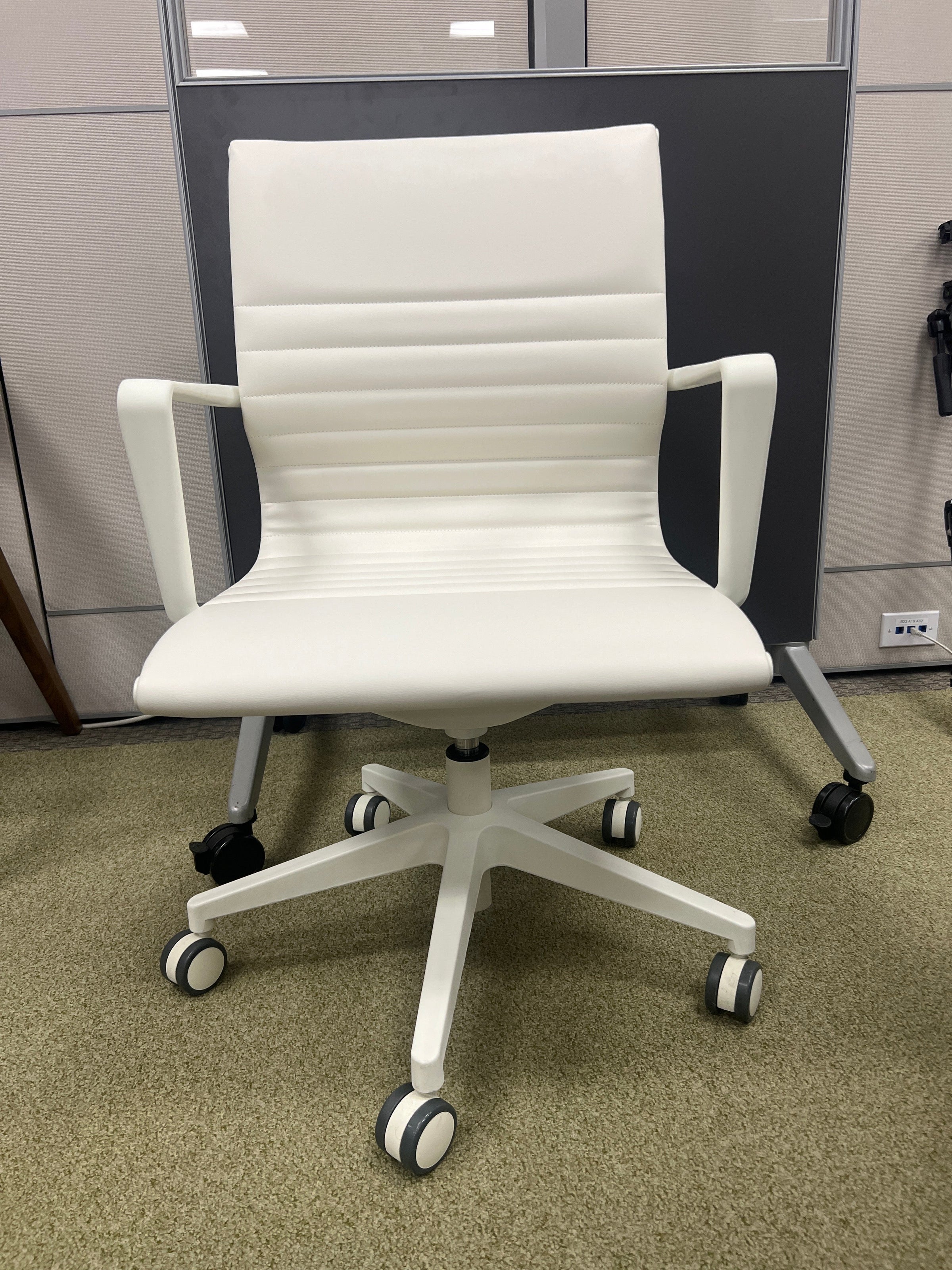 Kinetic Mid Back Conference Chair - Product Photo 1