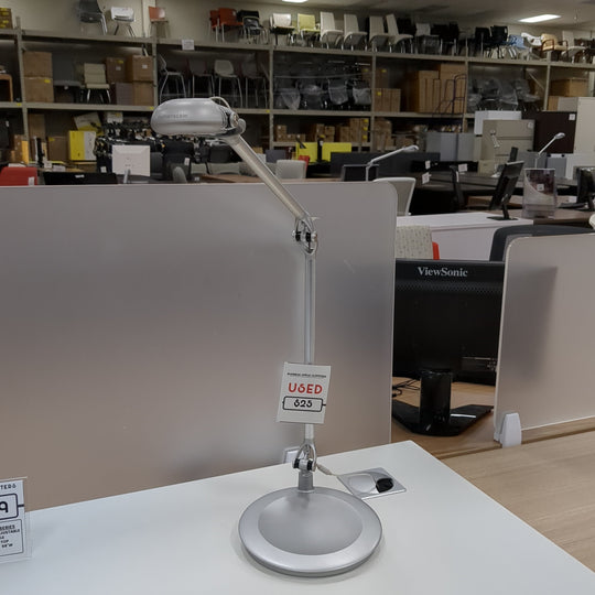 Used Humanscale Ergonomic Lamp - Product Photo 2