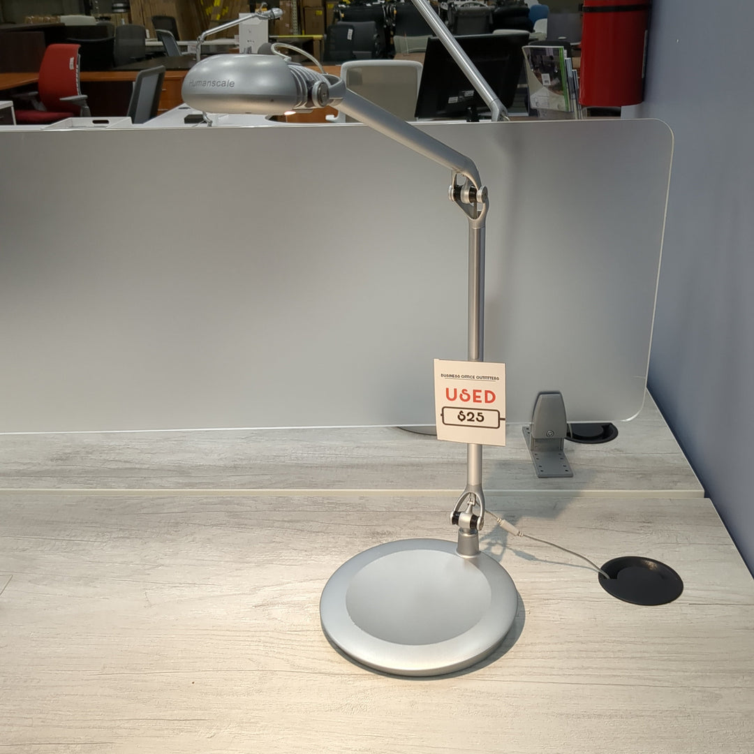 Used Humanscale Ergonomic Lamp - Product Photo 1